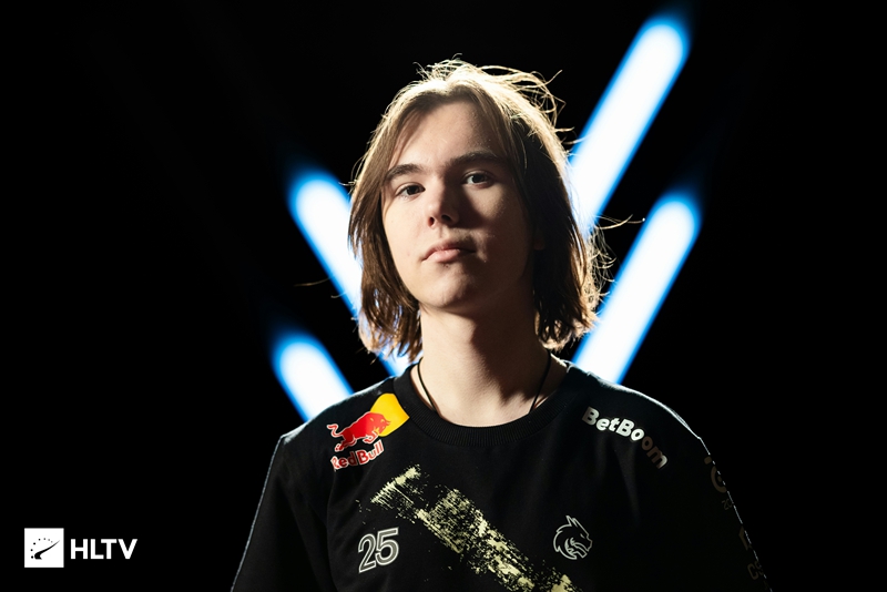 击败对手 击败对手