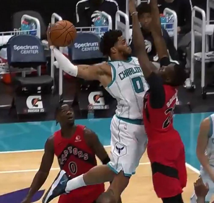 乌迪内斯承 乌迪内斯承